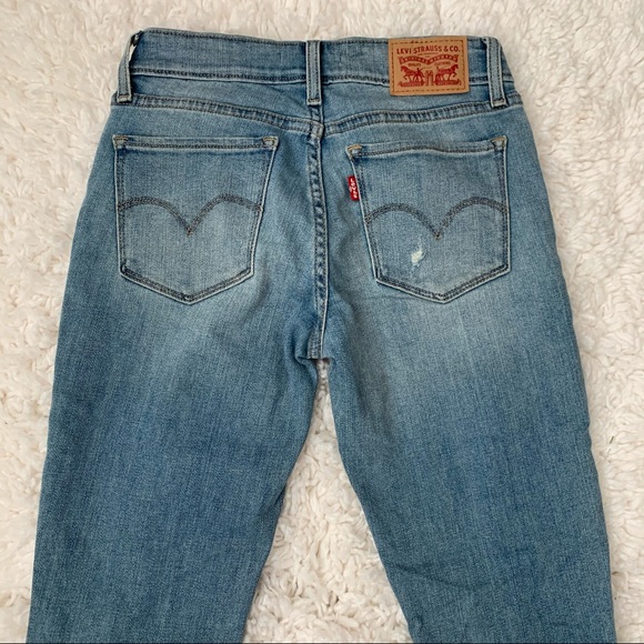 Levi's 711 Light Wash Mid Ride Straight Leg Denim Sz 25 - Picture 6 of 11